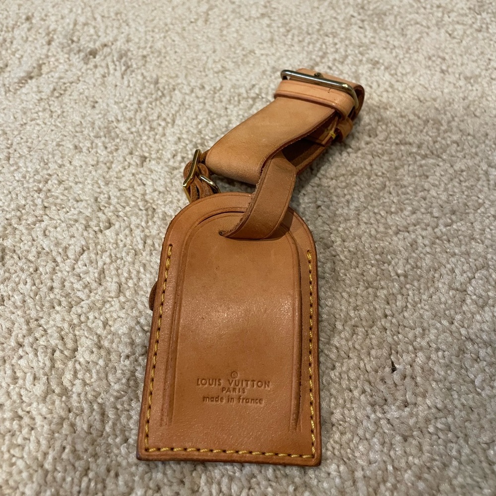 LOUIS VUITTON Luggage Tag and Poignet Set